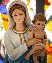 statue of Virgin Mary and Jesus